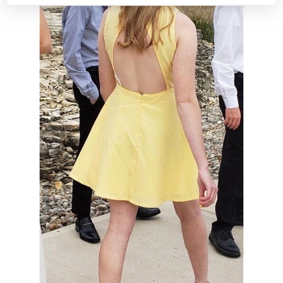 Lulu’s Yellow Dress - Picture 2 of 2